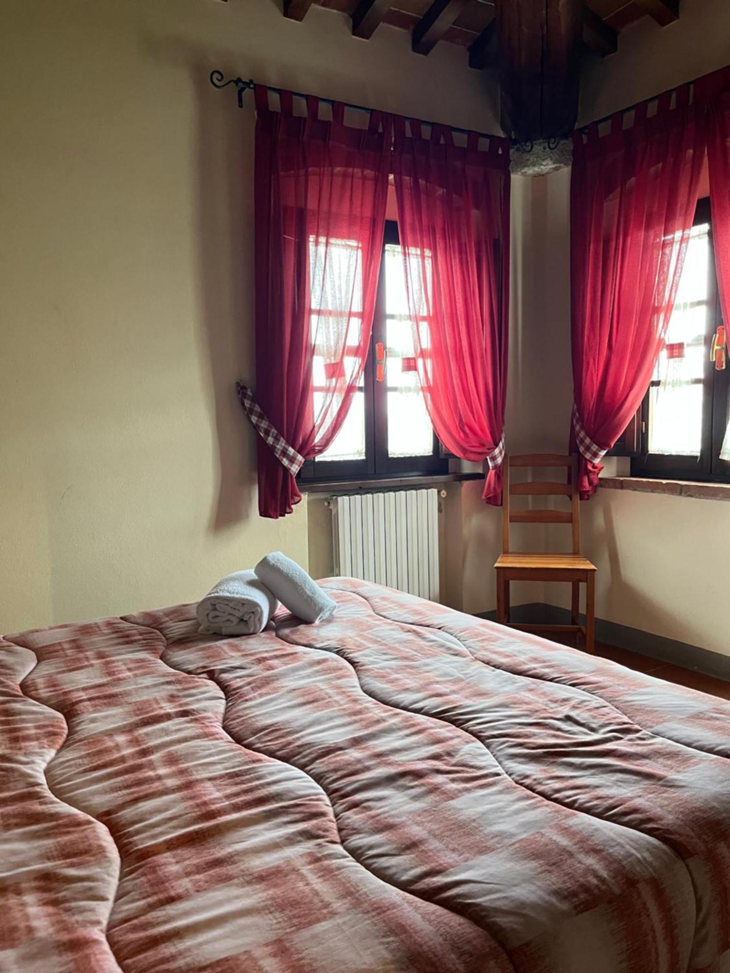 Fattoria Di Colleoli Vendégház Kültér fotó
